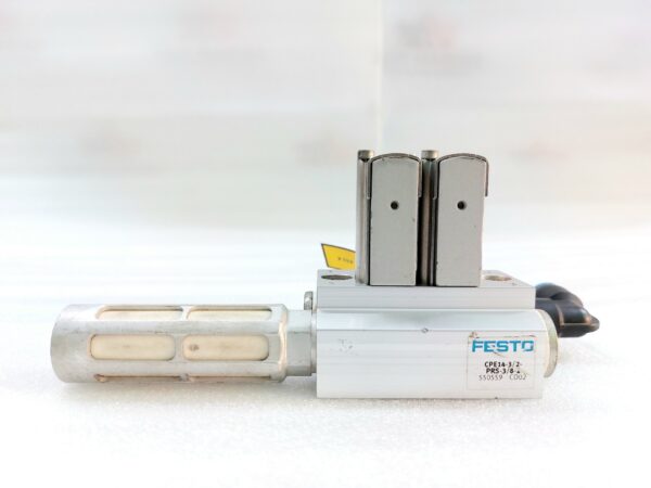 FESTO CPE14-3/2-PRS-3/8-2 / CPE14-M1BH-3GL-1/8 SOLENOID VALVE MSZE-3-24 DC