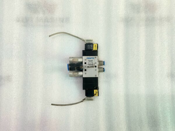 FESTO CPE14-M1BH-5/3G-1/8 SOLENOID VALVE