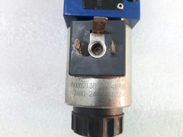 REXROTH R900561288 SOLENOID VALVE 4WE 6 J62/EG24N9K4