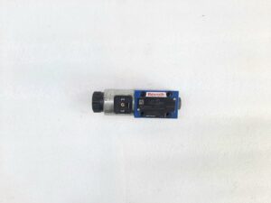 REXROTH R900913276 SOLENOID VALVE 4WE 6 X7-62/EG24N9K4