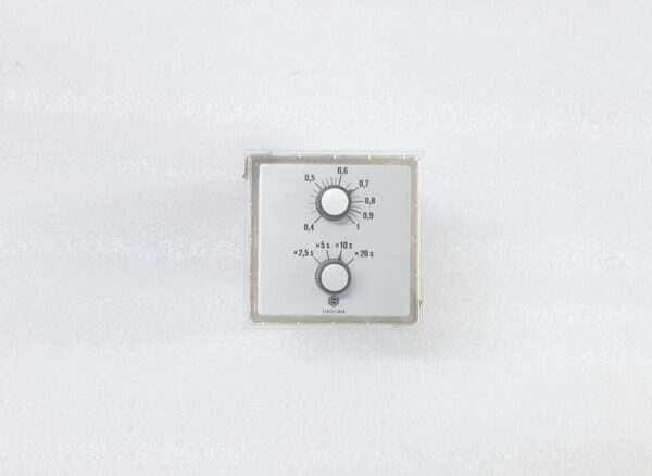 SCHLEICHER DSYR32L (A) TIMER RELAY 230V~50-60Z