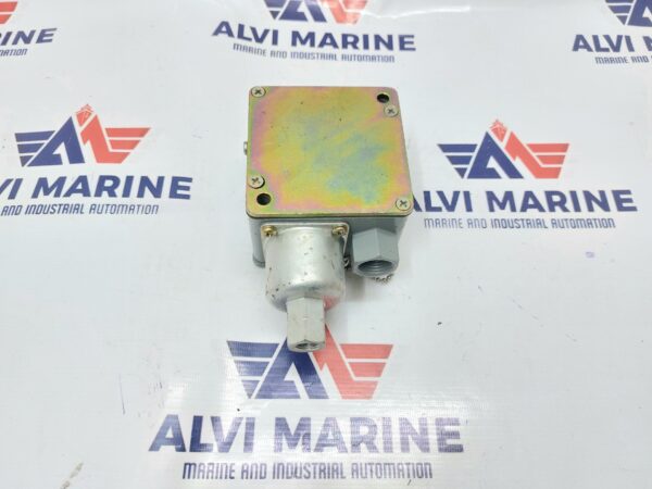 SQUARE D ACW1 PRESSURE SWITCH SER. B