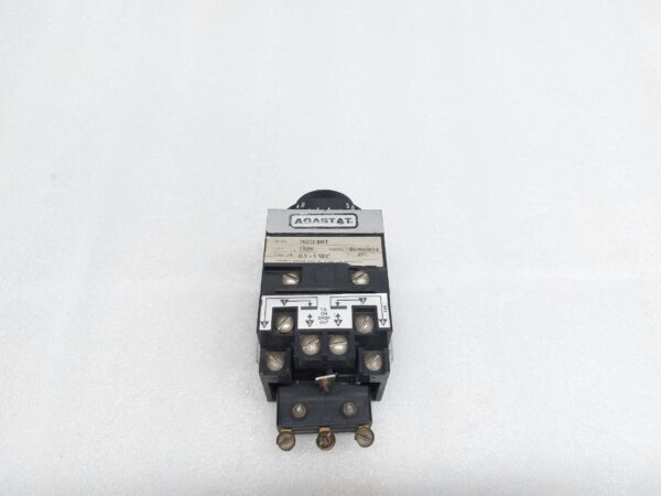 AGASTAT 7022L8BT TIMING RELAY 0.5-5 SEC