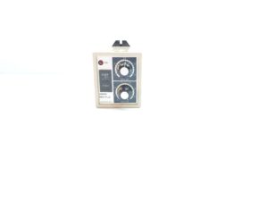OMRON SDV-FL2 VOLTAGE SENSOR