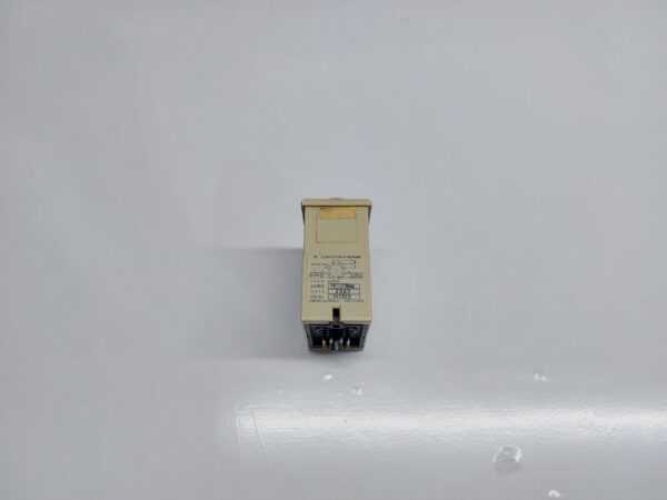 OMRON SE-SP1N MOTOR RELAY - Image 2