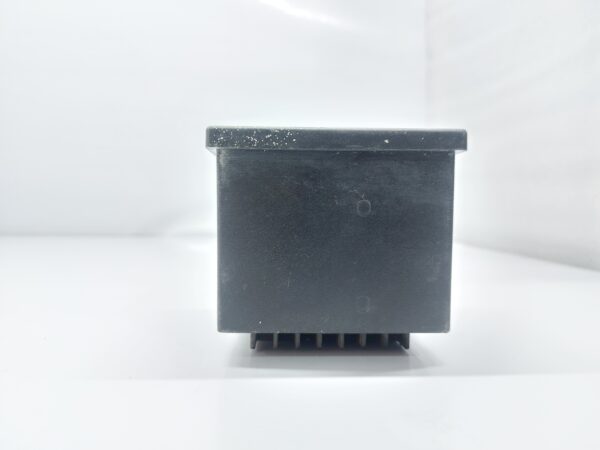 CONZERV DM3210 THREE PHASE VOLTMETER - Image 3