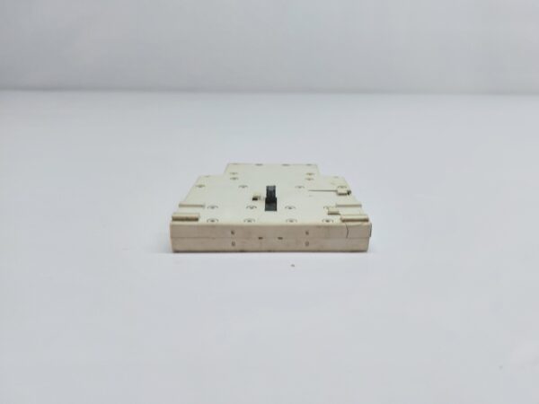 MOELLER 11 SI DIL M AUXILIARY CONTACT - Image 5