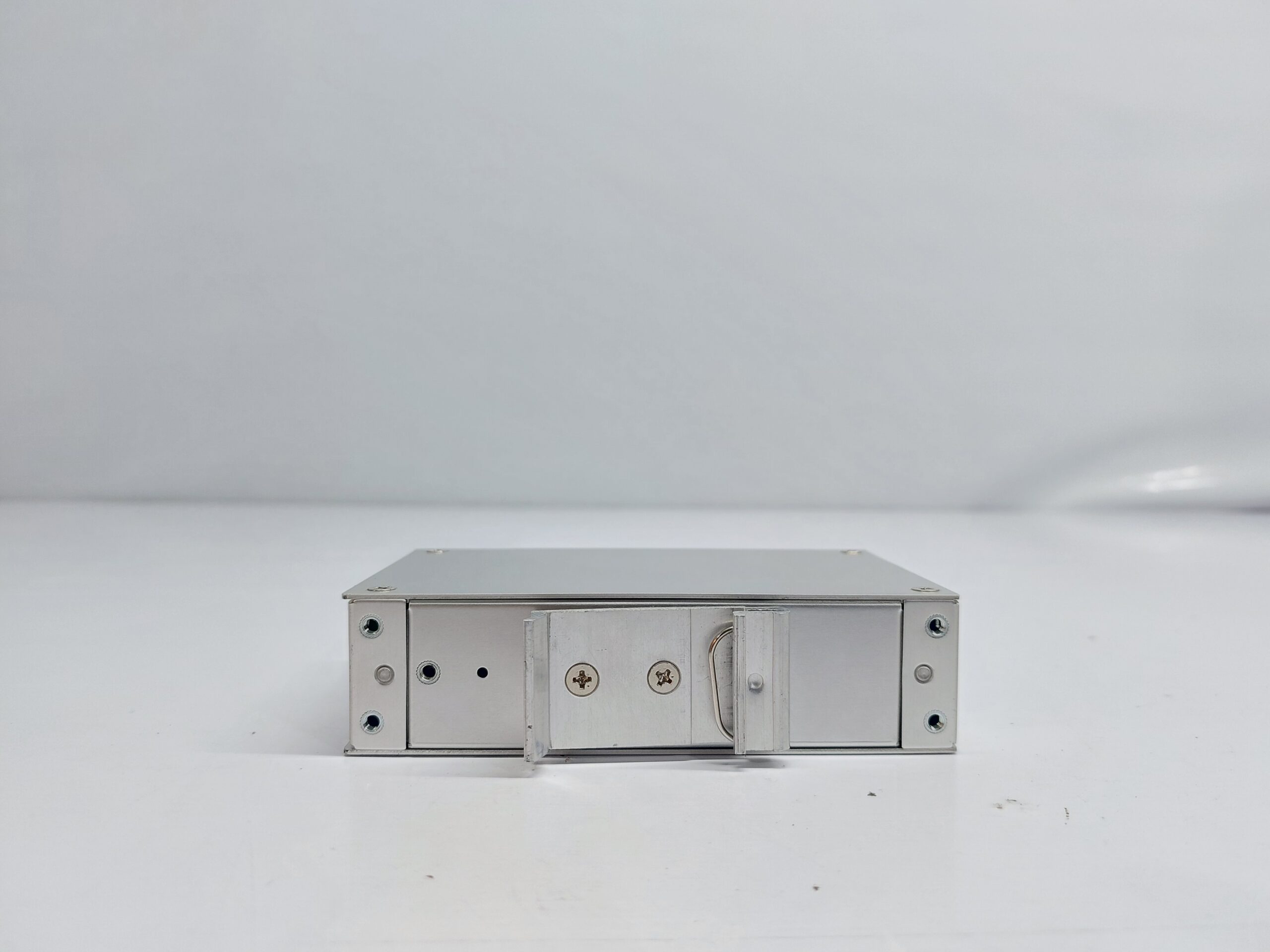 MOXA EDS-205A 5-PORT COMPACT UNMANAGED INDUSTRIAL ETHERNET SWITCH