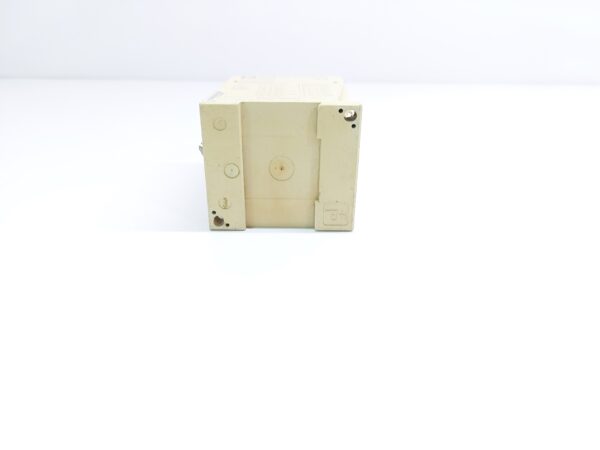 PEPPERL+FUCHS WE77/EX2 SAFETY RELAY SWITCH 01543S - Image 5