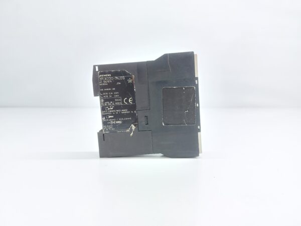 SIEMENS 7PU6220-7NJ20 STAR/DELTA TIMER RELAY