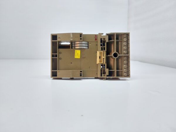 SIEMENS SIMATIC S5 6ES5 700-8MA11 BUS MODULE