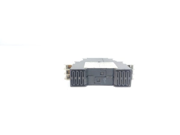 SIEMENS SIRIUS 3R 3RP1505-1BQ30 TIME RELAY