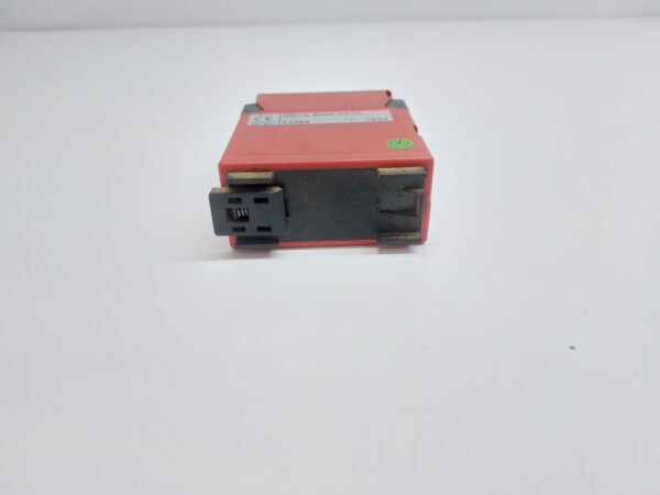 THIIM UMCA E400 DA3C MULTIFUNCTION VOLTAGE RELAY - Image 5