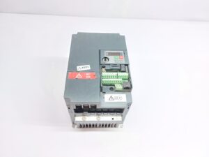 TOSHIBA VFS15-4075PL-W TRANSISTOR INVERTER 7.5KW-13KVA-10HP