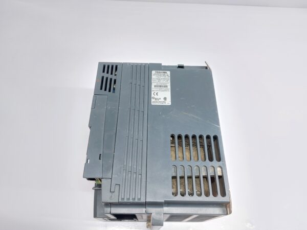 TOSHIBA VFS15-4075PL-W TRANSISTOR INVERTER 7.5KW-13KVA-10HP