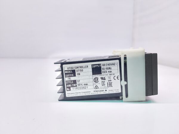 YOKOGAWA UT150 TEMPERATURE CONTROLLER