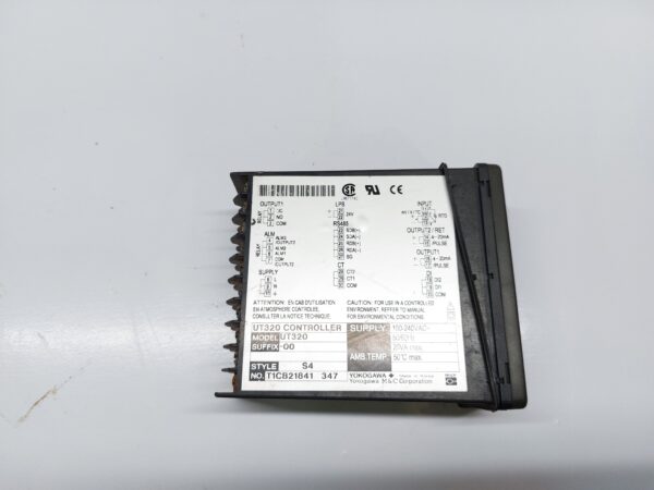 YOKOGAWA UT320 TEMPERATURE CONTROLLER - Image 2