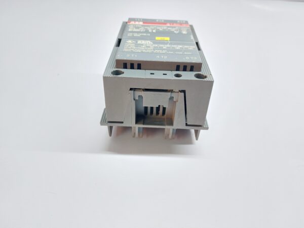 ABB A185-30 CONTACTOR 275A