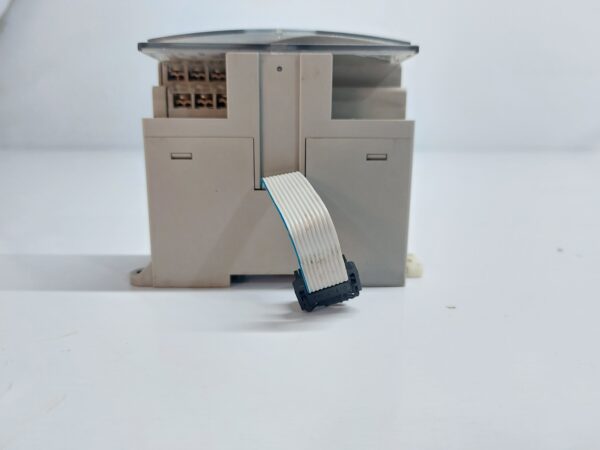 ALLEN-BRADLEY MICROLOGIX 1200 1762-OW8 8 PT. VAC/VDC RELAY OUTPUT UNIT SER.A REV.A SER.A REV.A