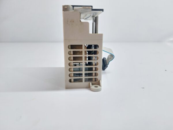 ALLEN-BRADLEY MICROLOGIX 1200 1762-OW8 8 PT. VAC/VDC RELAY OUTPUT UNIT SER.A REV.A - Image 6