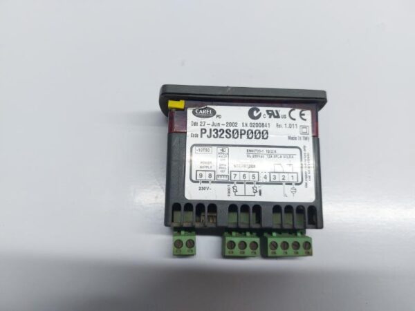 CAREL PJ32S0P000 TEMPERATURE CONTROLLER
