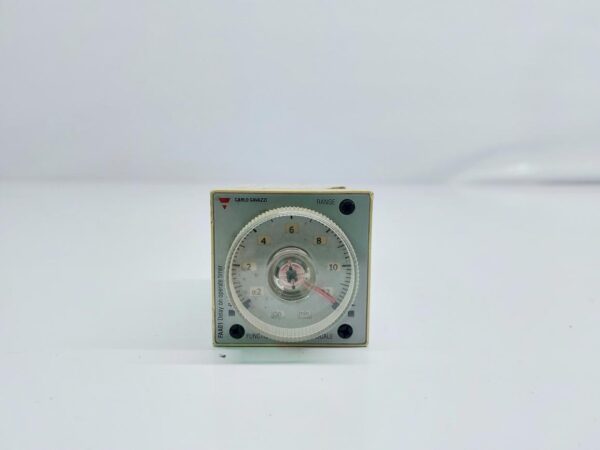 CARLO GAVAZZI FAA01DW24 MULTIFUNCTION TIMER