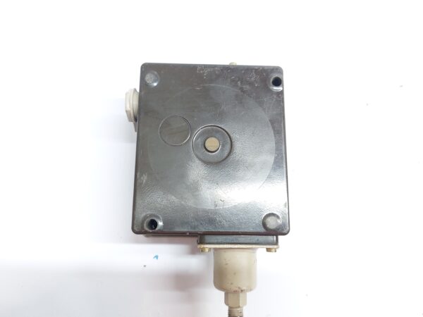 DANFOSS 17-5251 PRESSURE SWITCH RT5