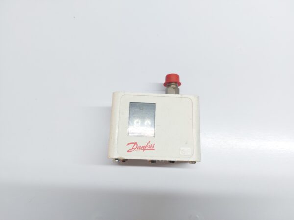 DANFOSS KPI 38 PRESSURE SWITCH