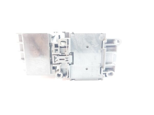 FUJI ELECTRIC SC-05 (13) CONTACTOR WITH TR-0N RELAY