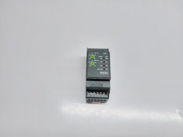 GIC MAC04D0100E PHASE NEAUTRAL & VOLTAGE CONTROL RELAY