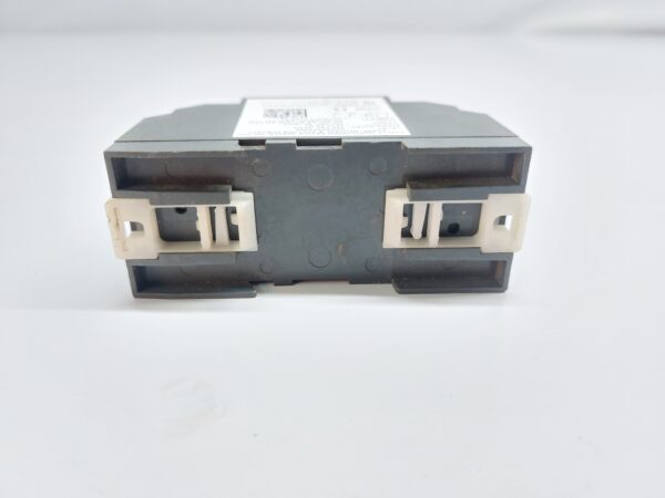 GIC MAC04D0100E PHASE NEAUTRAL & VOLTAGE CONTROL RELAY