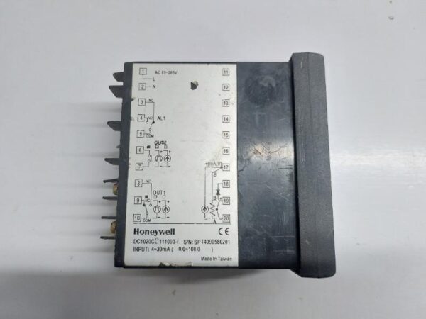 HONEYWELL DC1020 TEMPERATURE CONTROLLER DC1020CR-111000-E