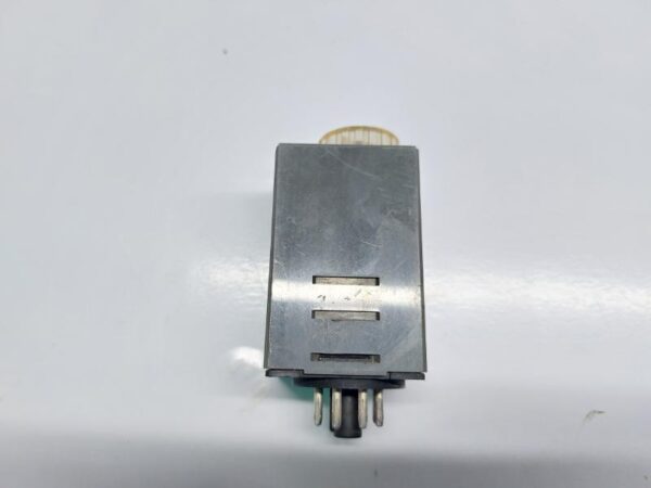 IDEC GT3A-3 AF20 ELECTRONIC TIMER