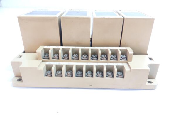 OMRON 61F-G3 FLOATLESS LEVEL SWITCH WITH 61F-11 RELAY UNIT