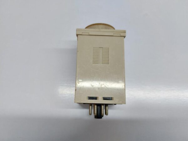 OMRON H3BA-8 TIMER