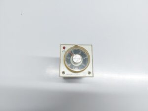 OMRON H3BA-8H-305 TIMER