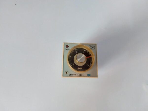 OMRON H3BH-8 TIMER