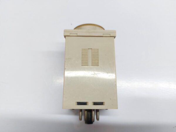 OMRON H3BH-8 TIMER