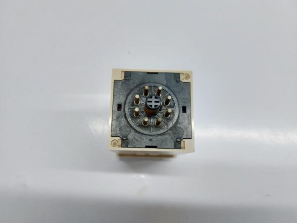 OMRON H3BH-8 TIMER