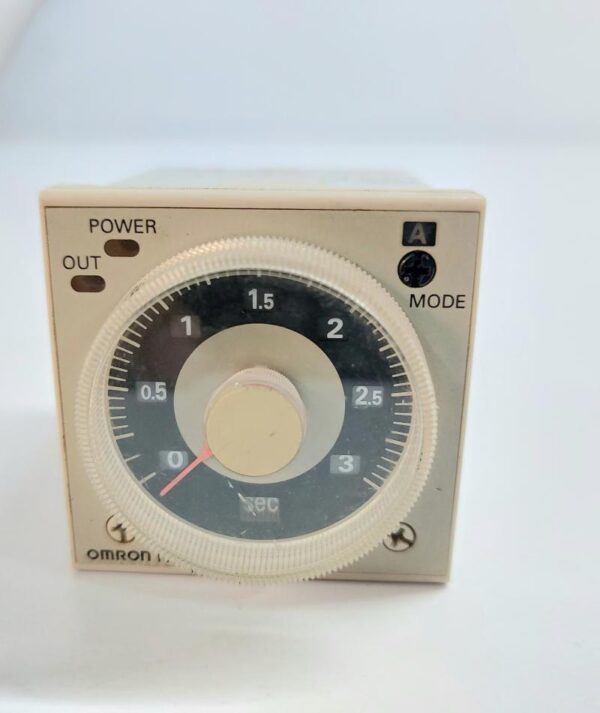 OMRON H3CR-A8E TIMER 0-3 SEC