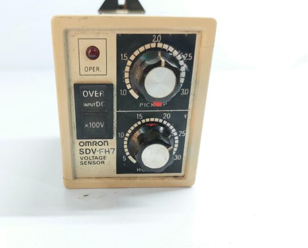 OMRON SDV-FH7 VOLTAGE SENSOR