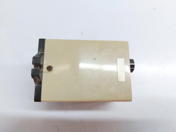 OMRON SDV-FH7 VOLTAGE SENSOR