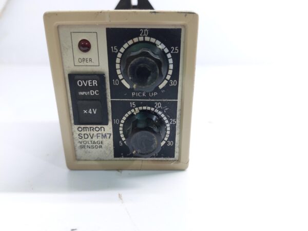 OMRON SDV-FM7 VOLTAGE SENSOR