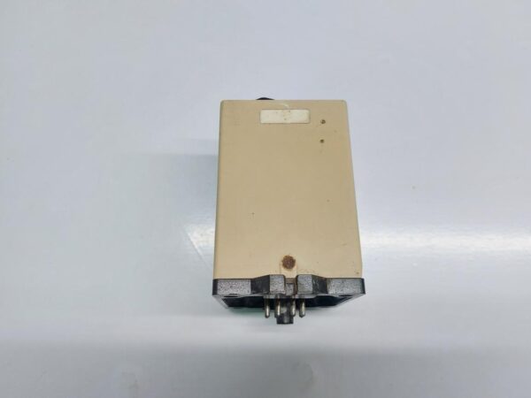 OMRON SDV-FM7 VOLTAGE SENSOR