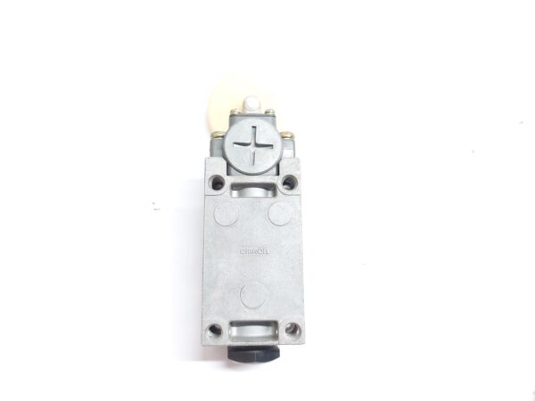 OMRON WL CA2-26N LIMIT SWITCH ROLLER LEVER NEMA A600