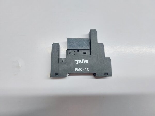 PLA PMC-1C RELAY SOCKET