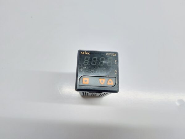 SELEC PID528-1 TEMPERATURE CONTROLLER