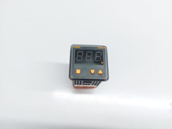 SELEC TC513BX TEMPERATURE CONTROLLER