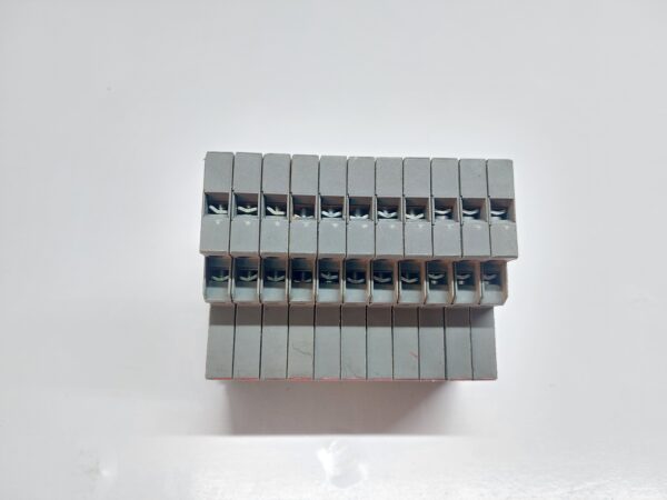 SET OF 11 ABB HK1-11 AUXILIARY CONTACT 1SAM201902R1001