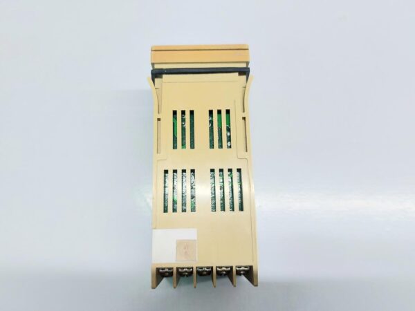 SHIMADEN SR1-8P-1W THERMOSTAT
